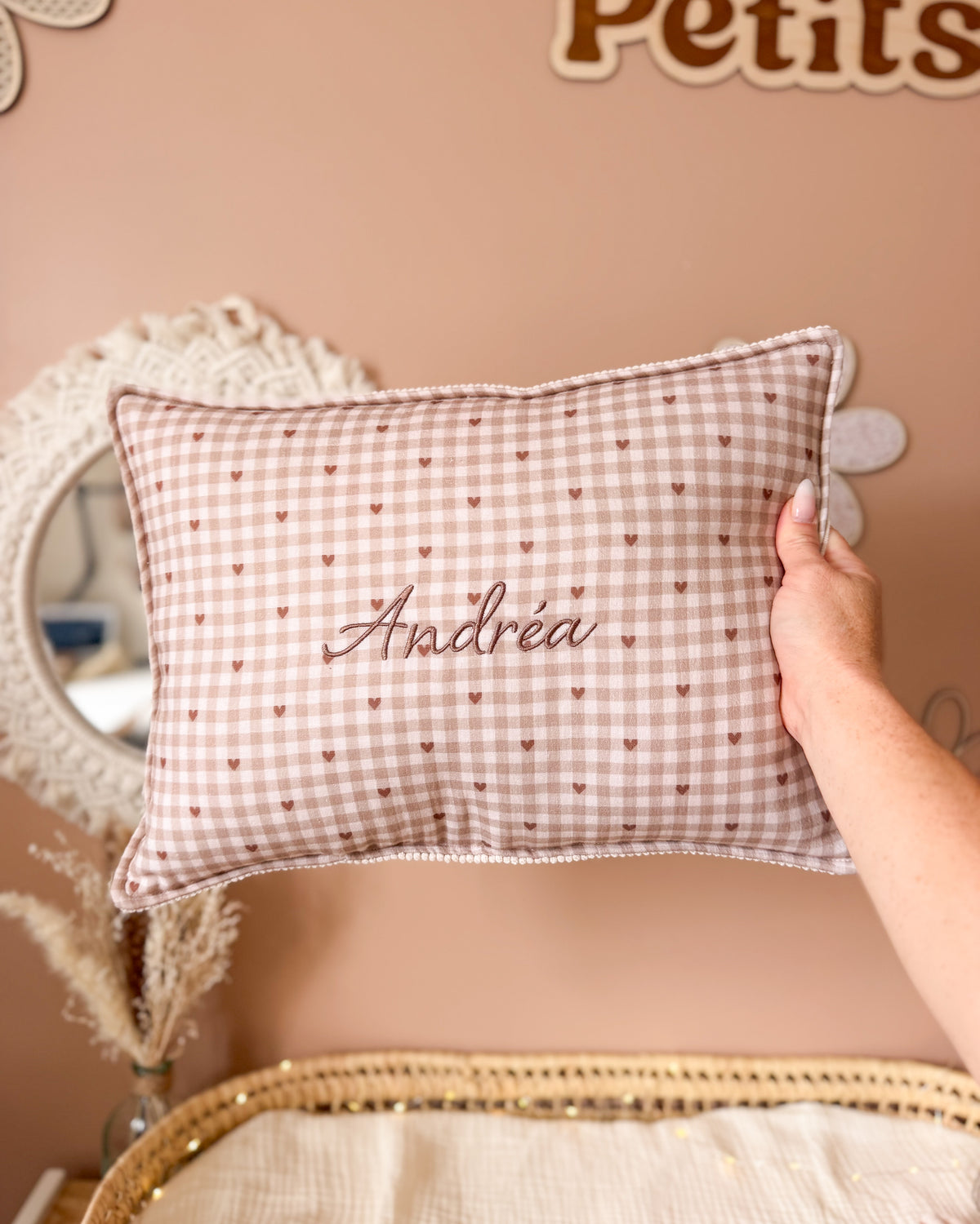 Coussin enfant personnalisé bimatière – Double gaze et velours côtelé